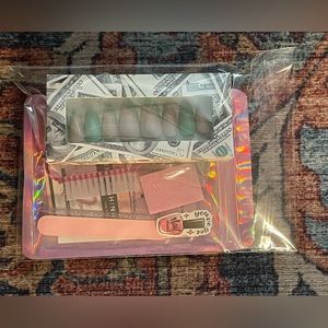 24 Pieces Fake Press On Nails Teal